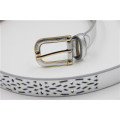 Quilsliver creuse une ceinture brillante en cuir